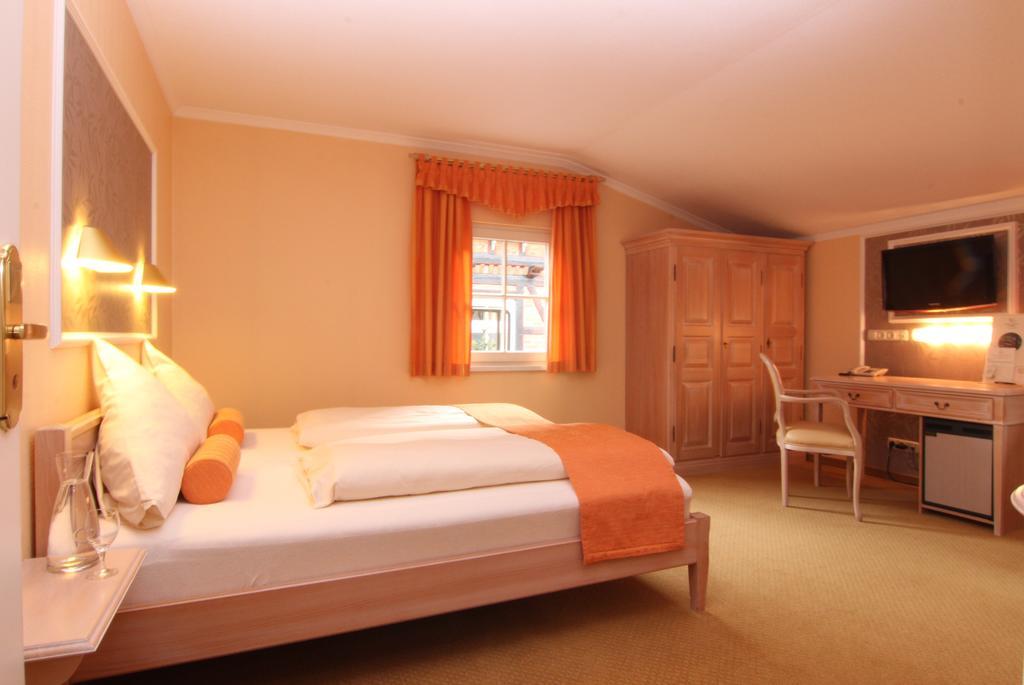 Rabenauer Muehle "Bed & Breakfast" Rum bild